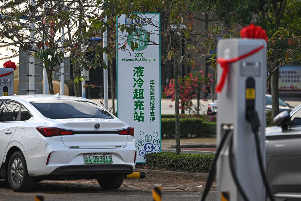 關(guān)于所謂的2024新澳門正版免費資本車的真相揭露——警惕網(wǎng)絡(luò)賭博陷阱，警惕網(wǎng)絡(luò)賭博陷阱，揭露所謂澳門正版免費資本車真相